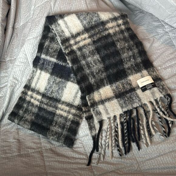 Holzweiler Baby Alpaca Check Plaid Oversized Scarf - Picture 1 of 4
